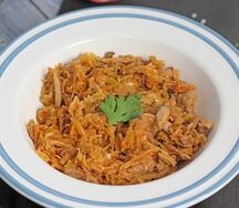 Капуста, тушенная с грибами