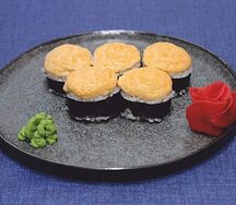 Румяный запечённый ролл