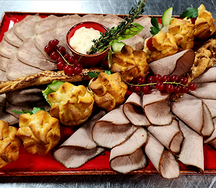 Мясные деликатесы