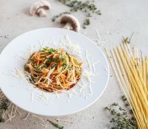 С куриным филе и овощами