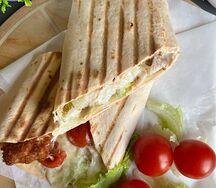 Тортилья чизбургер с курицей