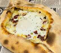 Хачапури по-Аджарский с бастурмой