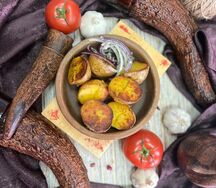 Молодой картофель на углях