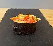 Гункан с крабом