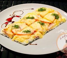 Пицца суши с беконом