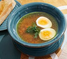 Куриный суп с яйцом