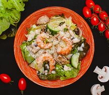 Микс креветка с апельсиновой заправкой