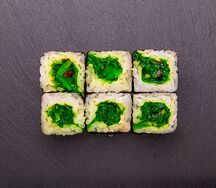 Ролл с чукой классический