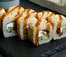 Угорь в кунжуте