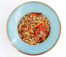 Wok с курицей