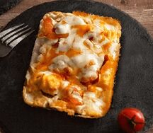 Омлет с томатами и сырами