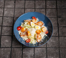 Салат Цезарь с курицей