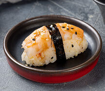 Суши с тигровой креветкой