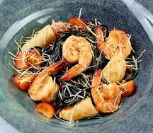Спагетти нери с морепродуктами