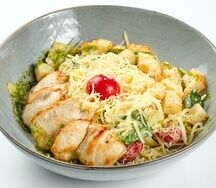 Цезарь с курицей