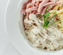 Каша с ветчиной и сыром