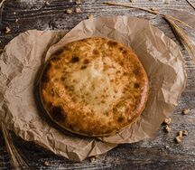 Осетинский пирог с сыром и капустой