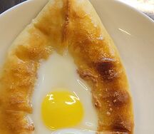 Хачапури по-аджарски