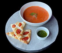 Гаспачо с фокаччо