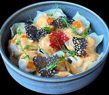 Пельмени с форелью и креветками