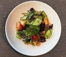 Салат с семгой