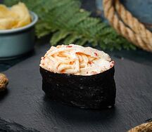 Гункан с крабом