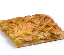 Пирог с яблоком и грушей
