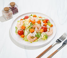 Салат Цезарь с креветками