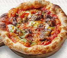 Пицца с Говядиной и хурмой