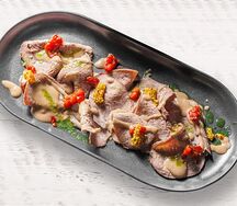 Язык с вареньем из перца