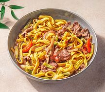 Паста с говядиной и овощами