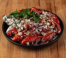 Жарка в сливочном соусе на вине с миндалём S