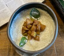 Каша рисовая с яблоками