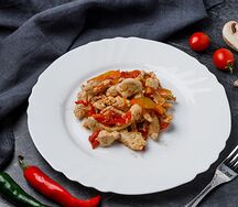 Куриная поджарка с овощами