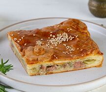 Свинина, картофель, лук