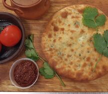 Хачапури с сыром и зеленью