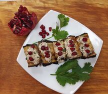 Рулетики из баклажанов с орехами