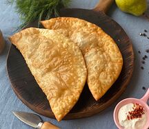 Чебурек с сыром