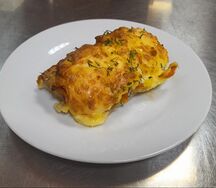 Треска с овощами под сыром