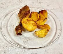 Запеченная курица с картофелем