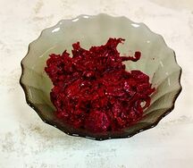 Свекольный с чесноком
