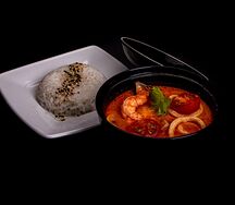 Суп Том ям с тигровыми креветками