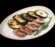 Медальоны из свинины