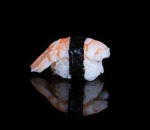 Суши с креветкой