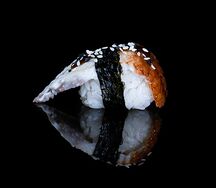 Суши с угрем