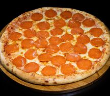 Пицца пепперони