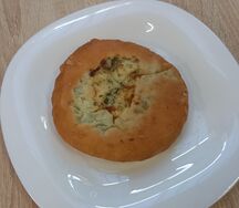 Осетинский пирог с сыром и зеленью
