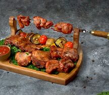 Трио из свинины