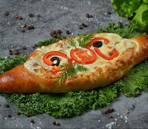 Хачапури по-аджарски с мясом 