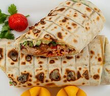 Шаурма с курицей на мангале